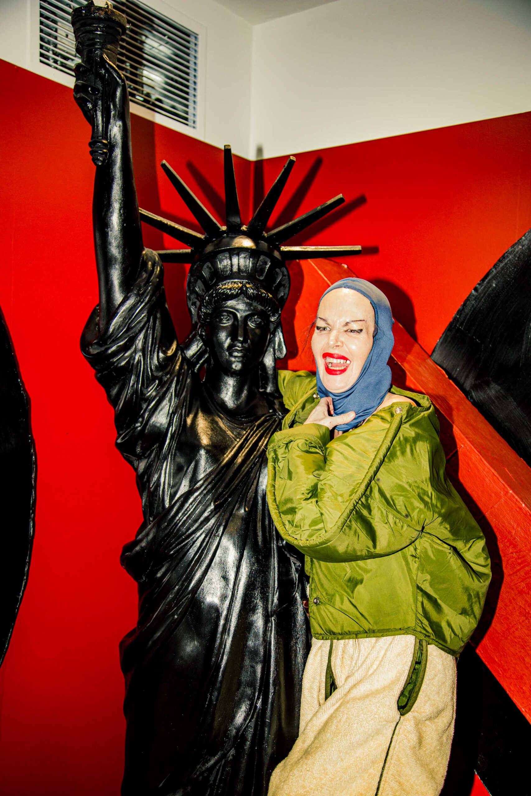 Kembra Pfahler